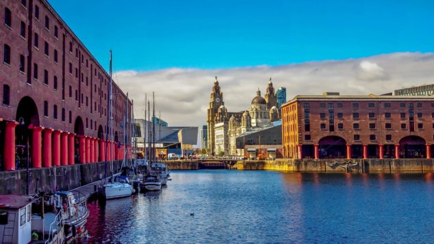  Liverpool city skyline, Liverpool self-employment grant concept 